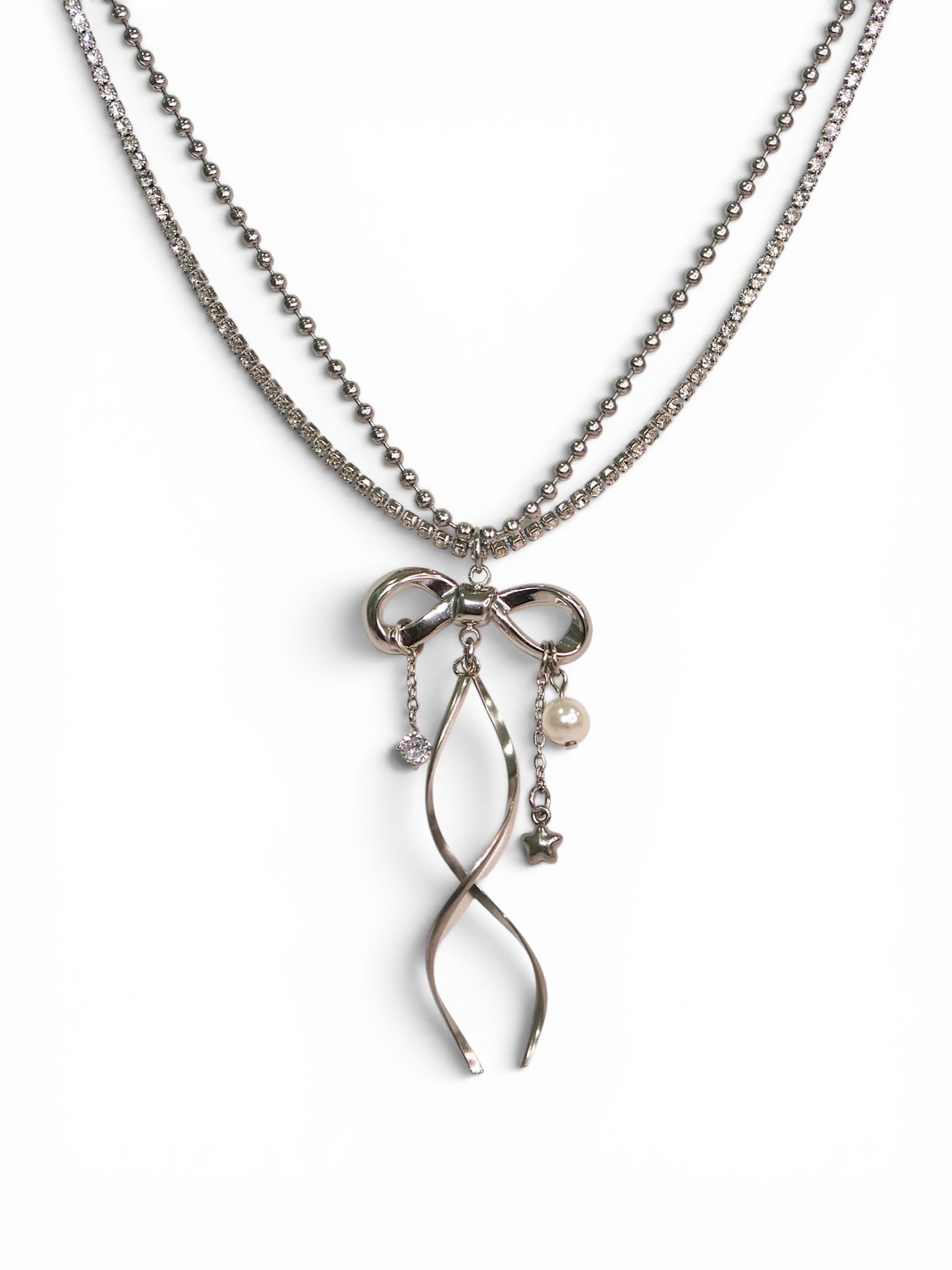 VIVI NECKLACE