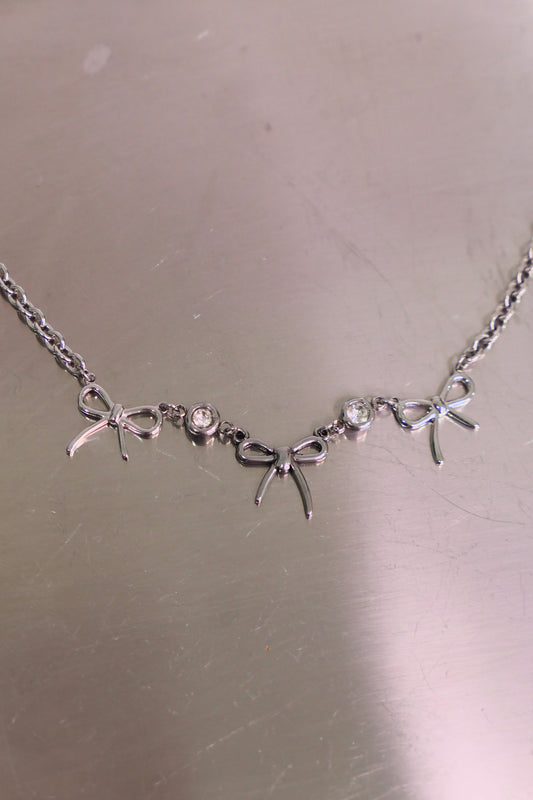 KIRA NECKLACE